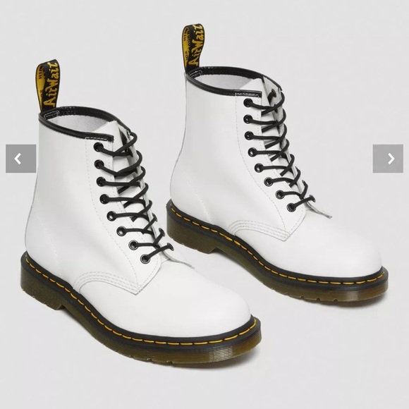 Dr. Martens Shoes - Dr. Martens WOMEN’S 1460 SMOOTH LEATHER LACE UP BOOTS — White — Size Women’s 9